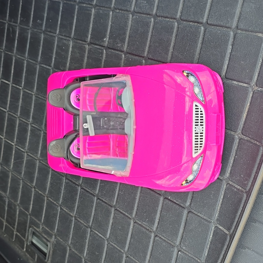 Mattel Barbie Glam Convertible Car Mobile * Pink * Barbie Girl 2013
